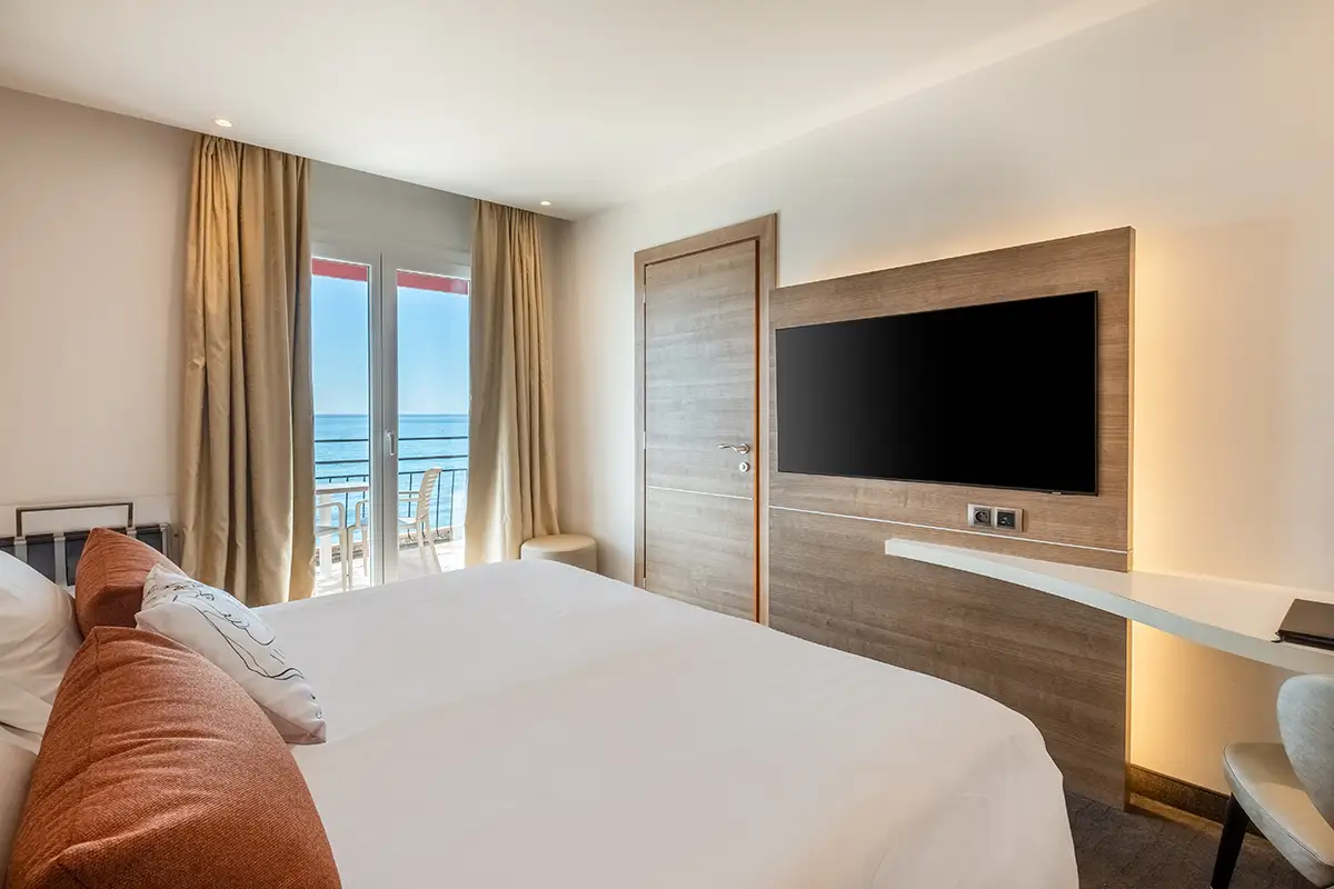 Chambre luxueuse vue mer